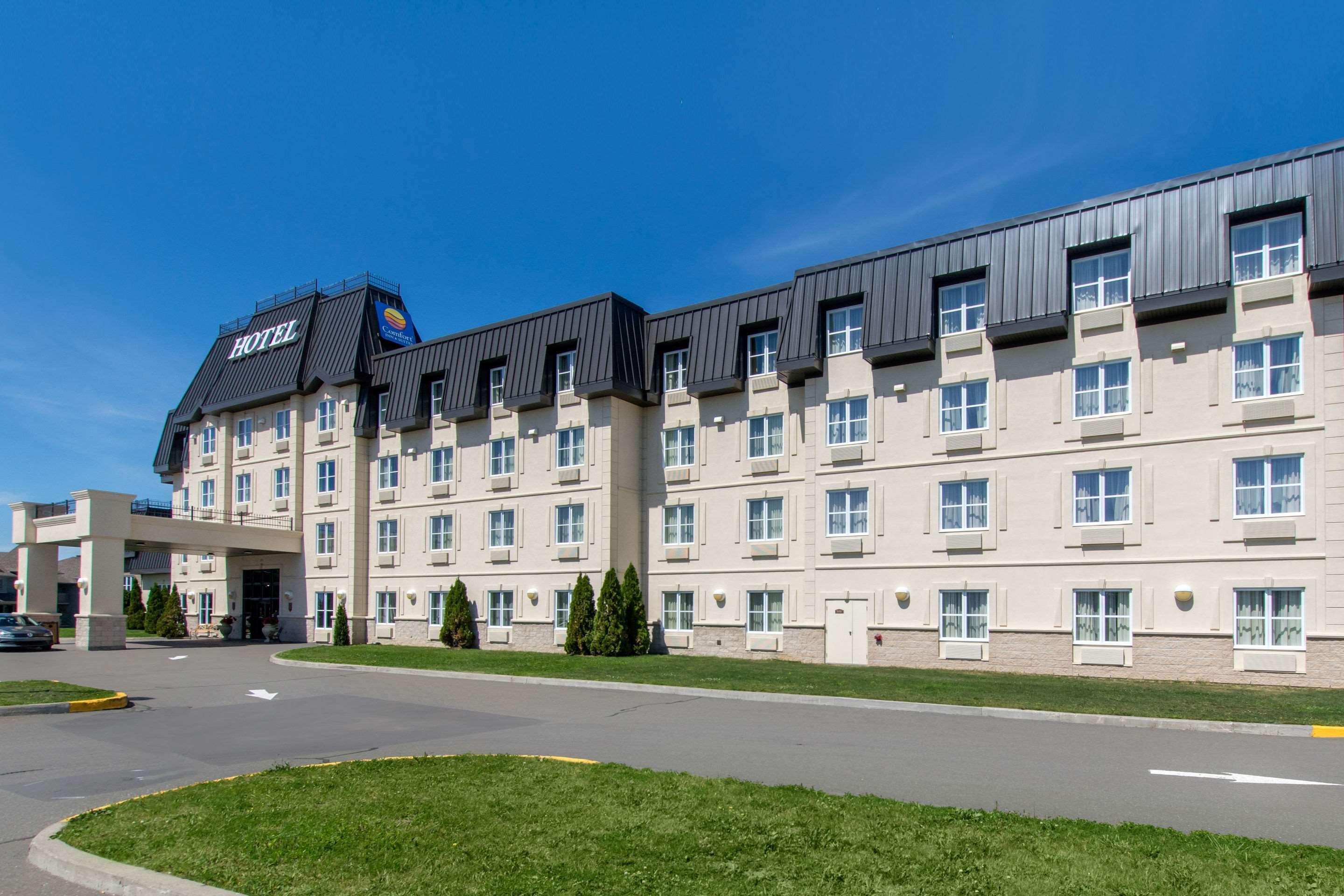 Comfort Inn & Suites Lévis Esterno foto