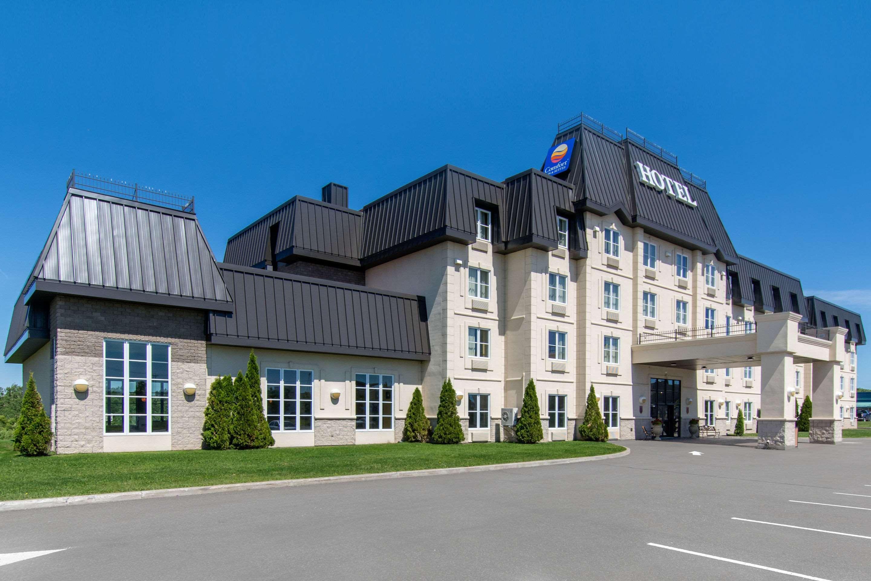 Comfort Inn & Suites Lévis Esterno foto